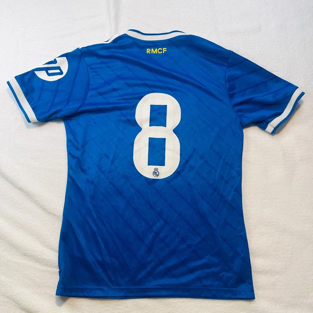 Adidas Real Madrid 2024-25 Away Jersey Mens XL Blue Toni Kroos 8 Soccer Shirt